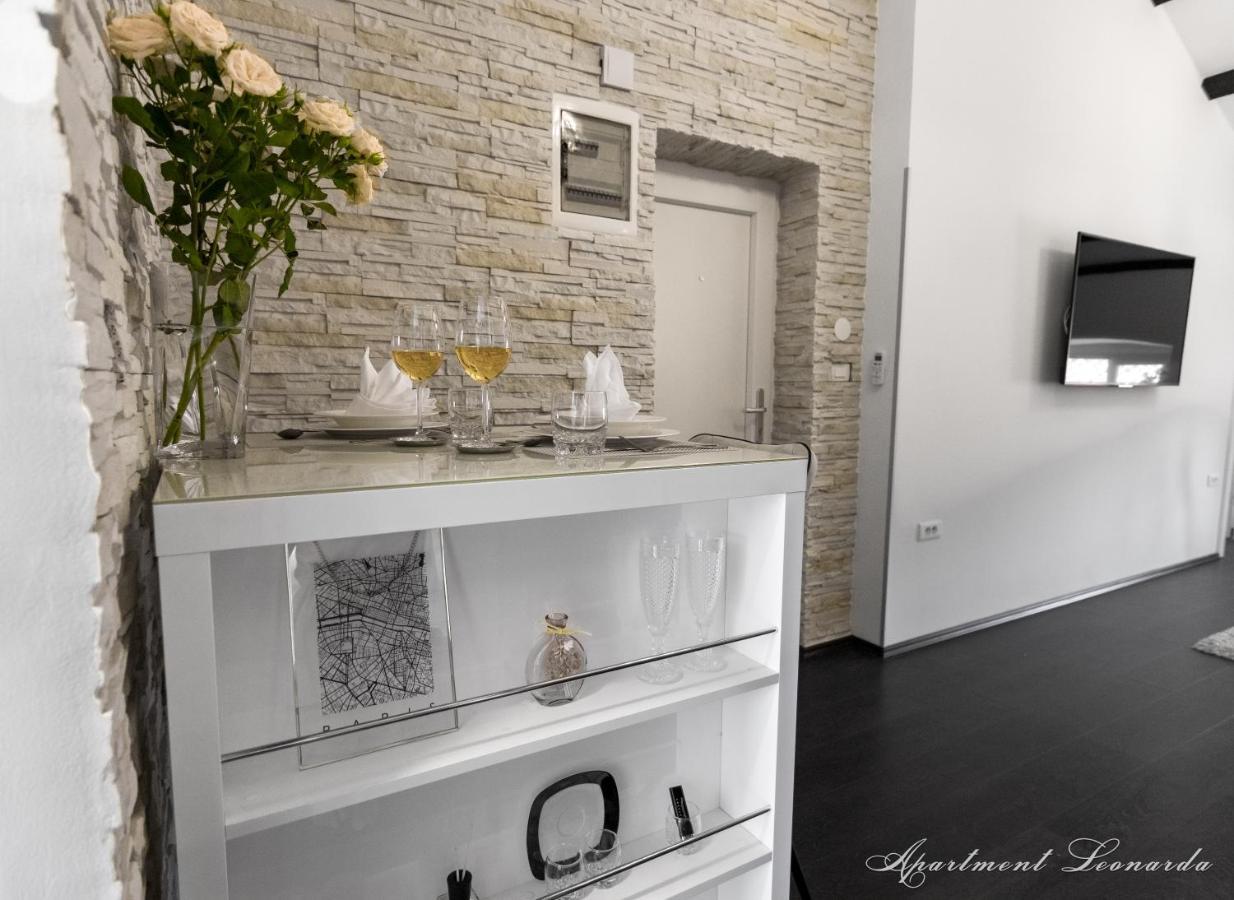 Penthouse Leonarda With Private Parking * Pula