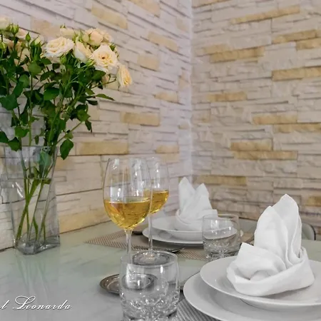 Penthouse Leonarda With Private Parking Apartment Pula Exterior photo