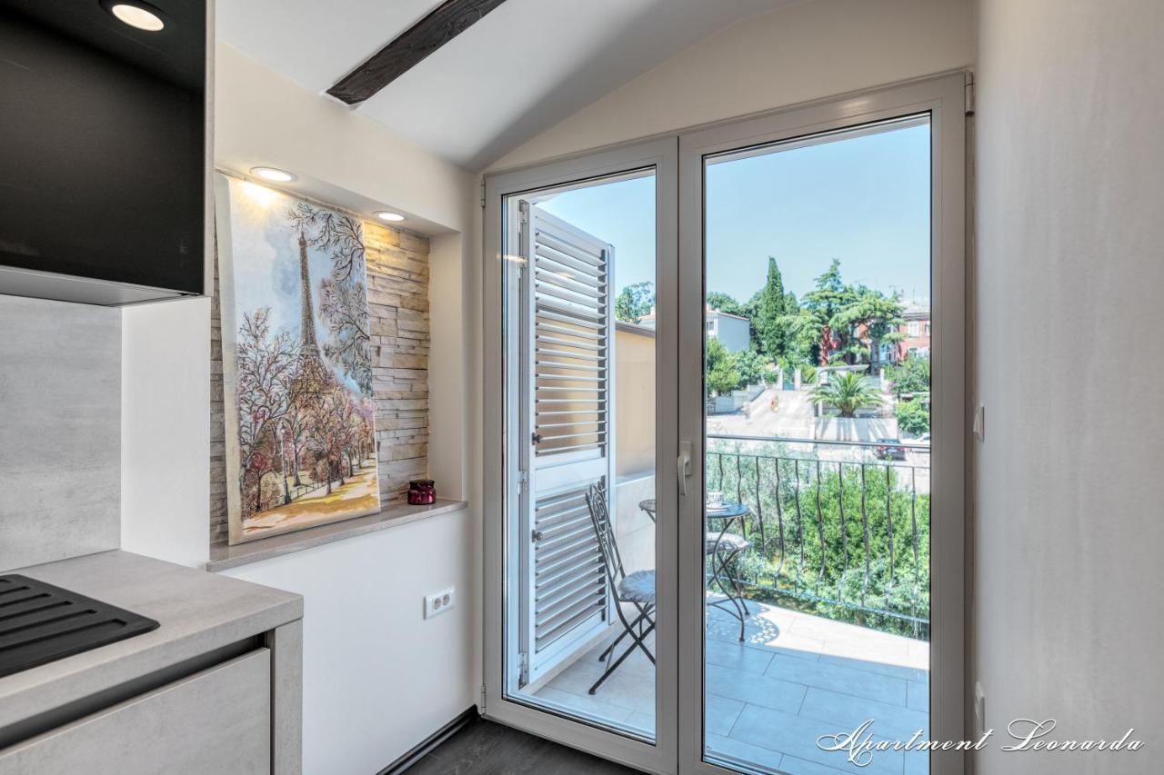 Penthouse Leonarda With Private Parking Apartment